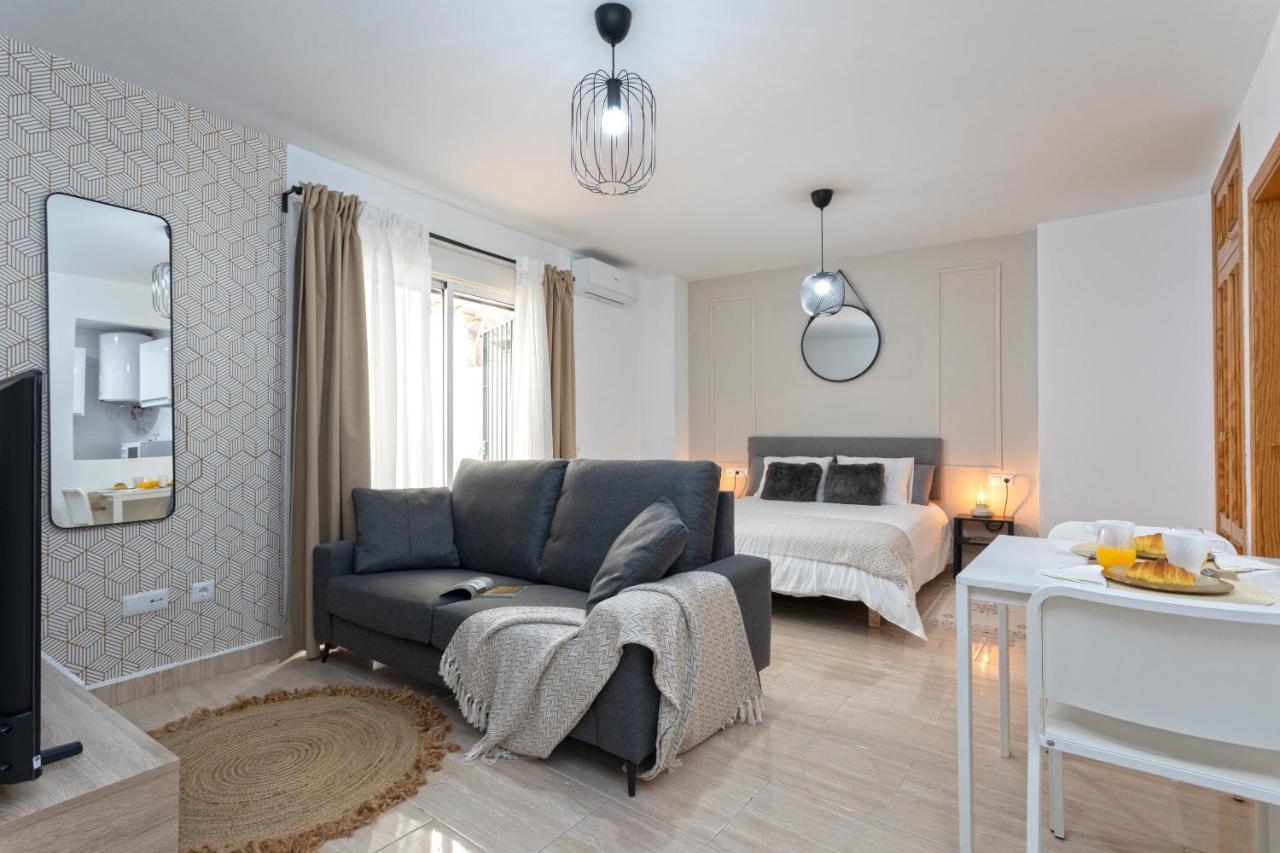 Laterraza De Ollerias Apartment Malaga Exterior photo